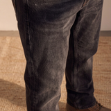 Loose Denim — Essential Cut